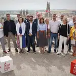 Foto de familia de Tudanca con los candidatos al Congreso y el Senado del PSOE por Burgos