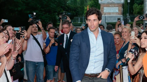 Íñigo Onieva en su llegada a la preboda.