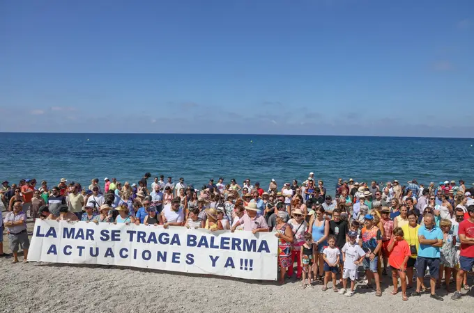 Playas sin arena: Almería en SOS