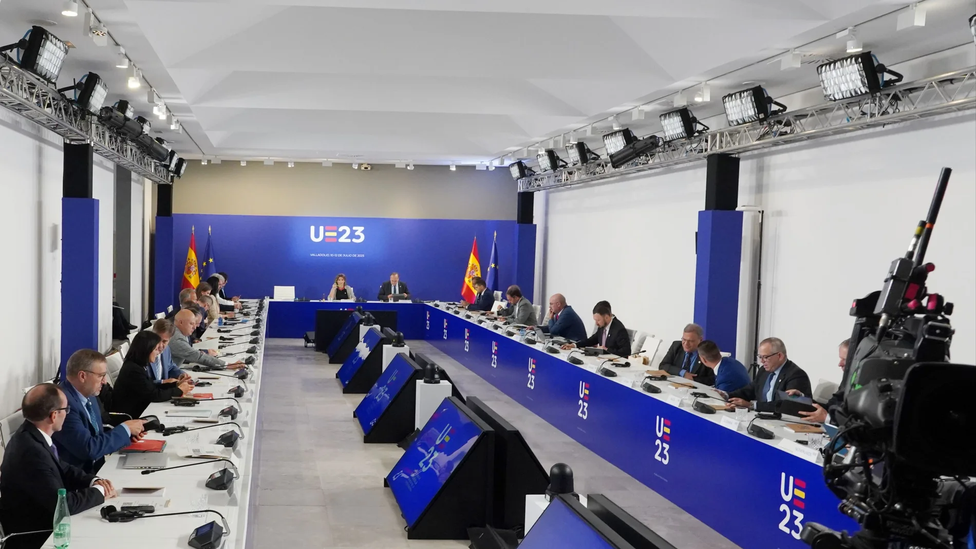El Patio Herreriano estrena las reuniones de ministros de los 27 por la Presidencia española de la UE