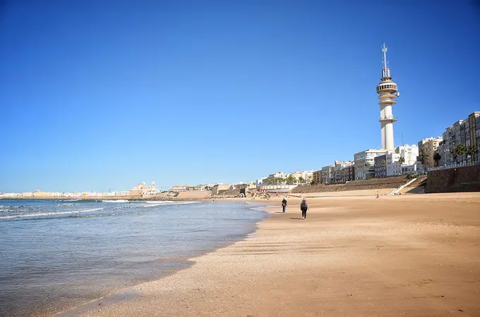 Playas y calas de Cádiz para dar este verano ‘esquinazo’ al Levante
