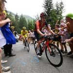 AV.- Ciclismo/Tour.- Carlos Rodríguez se corona en Morzine frente a Pogacar y Vingegaard