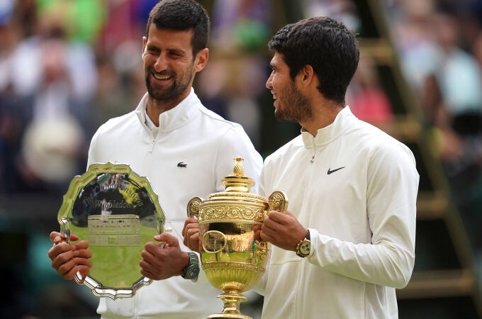 Tenis/Wimbledon.- Novak Djokovic: "Eres increíble, Carlos Alcaraz"