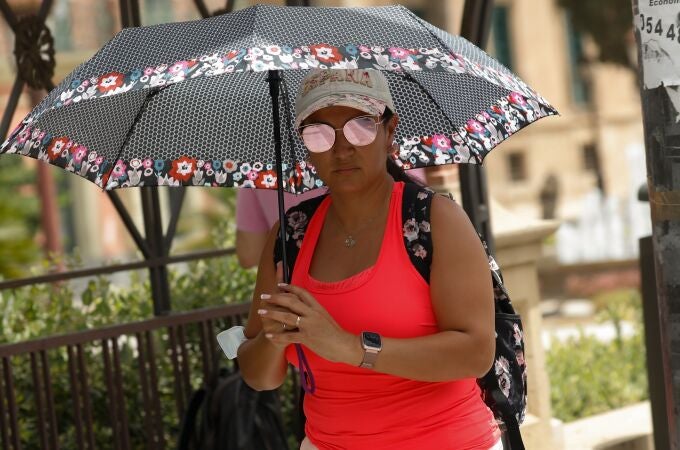 El Gobierno murciano pide precaución ante la ola de calor 
