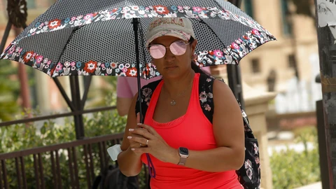 El Gobierno murciano pide precaución ante la ola de calor