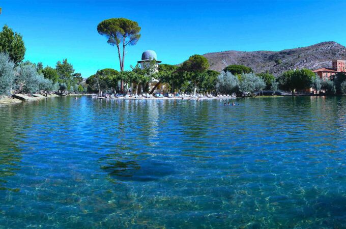 Lago termal del Balneario Pallares en Zaragoza