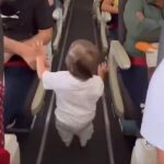 El inesperado gesto de un bebé en un avión que ha derretido corazones