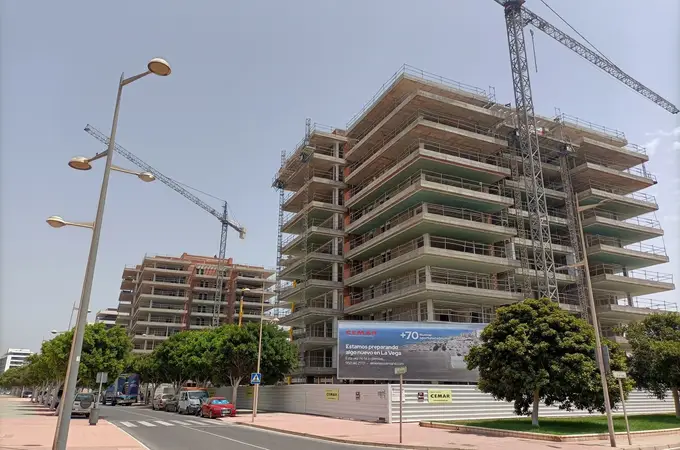 El número de viviendas iniciadas de renta libre en Andalucía alcanza niveles de 2008