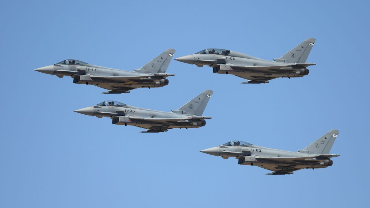 ドイツはスペインの仲介により、テュルキエへのユーロファイター戦闘機40機の売却を承認