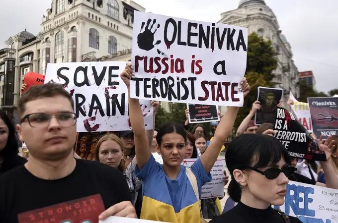 Ucrania busca justicia un año después de la matanza de Olenivka