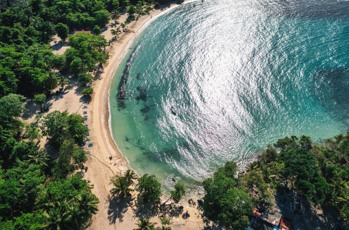 Una vista aérea de la Playa Rincón, calificada como la décima más bonita del mundo por la UNESCO