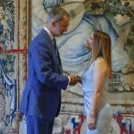 El Rey recibe a la presidenta balear, Marga Prohens, en el Palacio de la Almudaina, en Palma de Mallorca