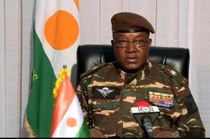 Níger.- El líder golpista nigerino Abdourahmane Tchiani: un veterano conocedor del sistema, afín a Malí y Burkina Faso