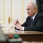 Russian President Vladimir Putin holds meeting with government