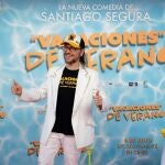 Santiago Segura presentando "Vacaciones de Verano"