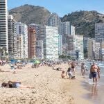 Edificios de viviendas en la playa de Poniente, en Benidorm.