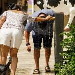 Piscinas gratis, abiertas de noche y 'refugios climáticos' para combatir la ola de calor en municipios valencianos