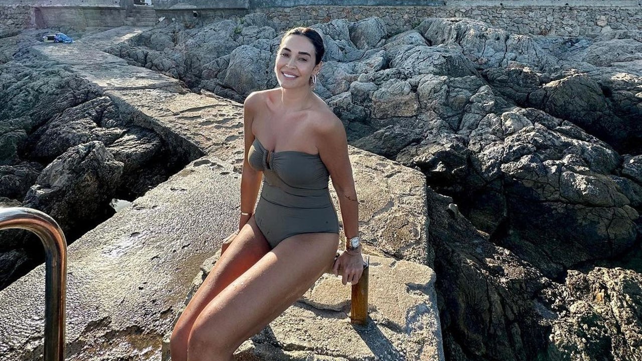 Vicky Martín Berrocal says goodbye to Mallorca posing in a swimsuit and proudly showing off her cellulite