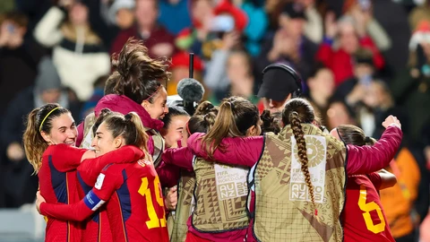 La Selección Femenina celebra el título