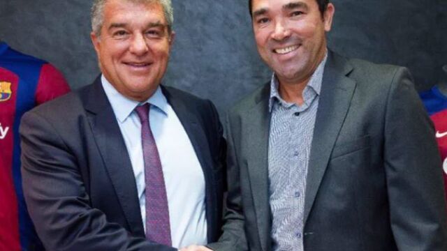 Joan Laporta, junto a Deco