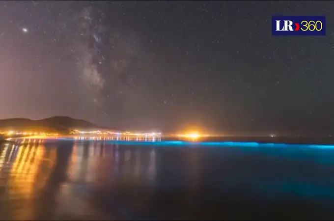 Las Algas Luminiscentes Transforman la Costa da Morte en un Mar de Azul Brillante