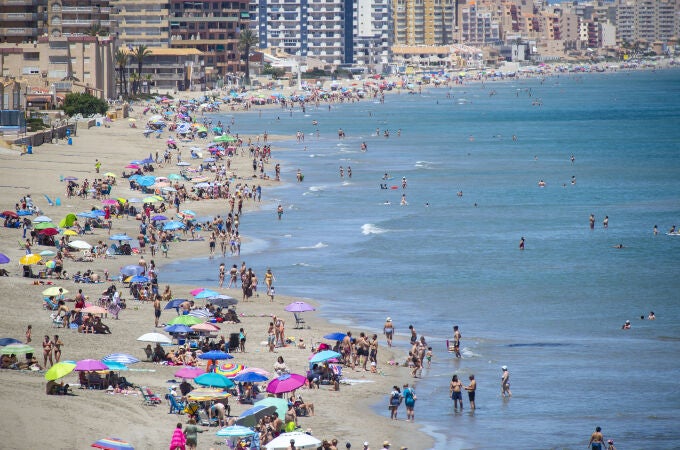 MURCIA.-La bandera amarilla ondea este jueves en 5 playas de la Región de Murcia