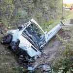 Imagen del grave accidente de un minibús que transportaba niños en la localidad francesa de Houeillès