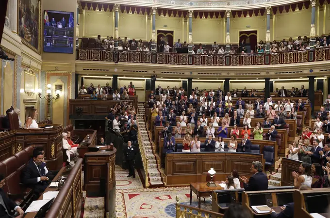 Puigdemont consigue un Congreso «supranacional»