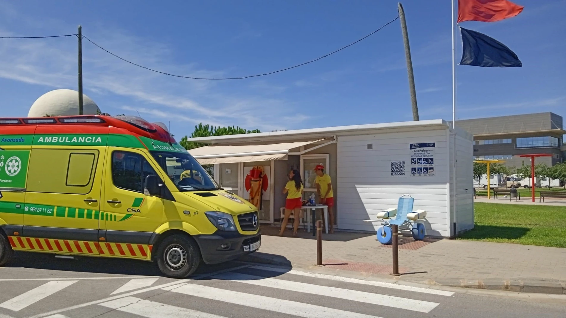 Castellón prohíbe el baño en dos playas por la presencia de aguas fecales