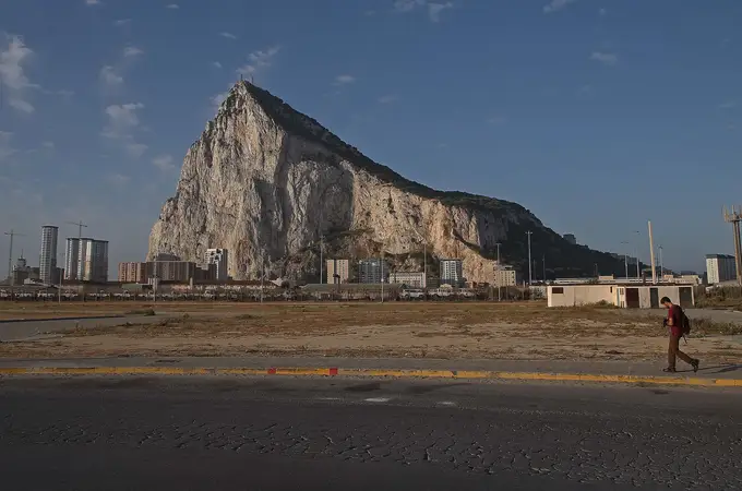 Gibraltar confía en que las quejas de España no afecten a la negociación del acuerdo post Brexit 