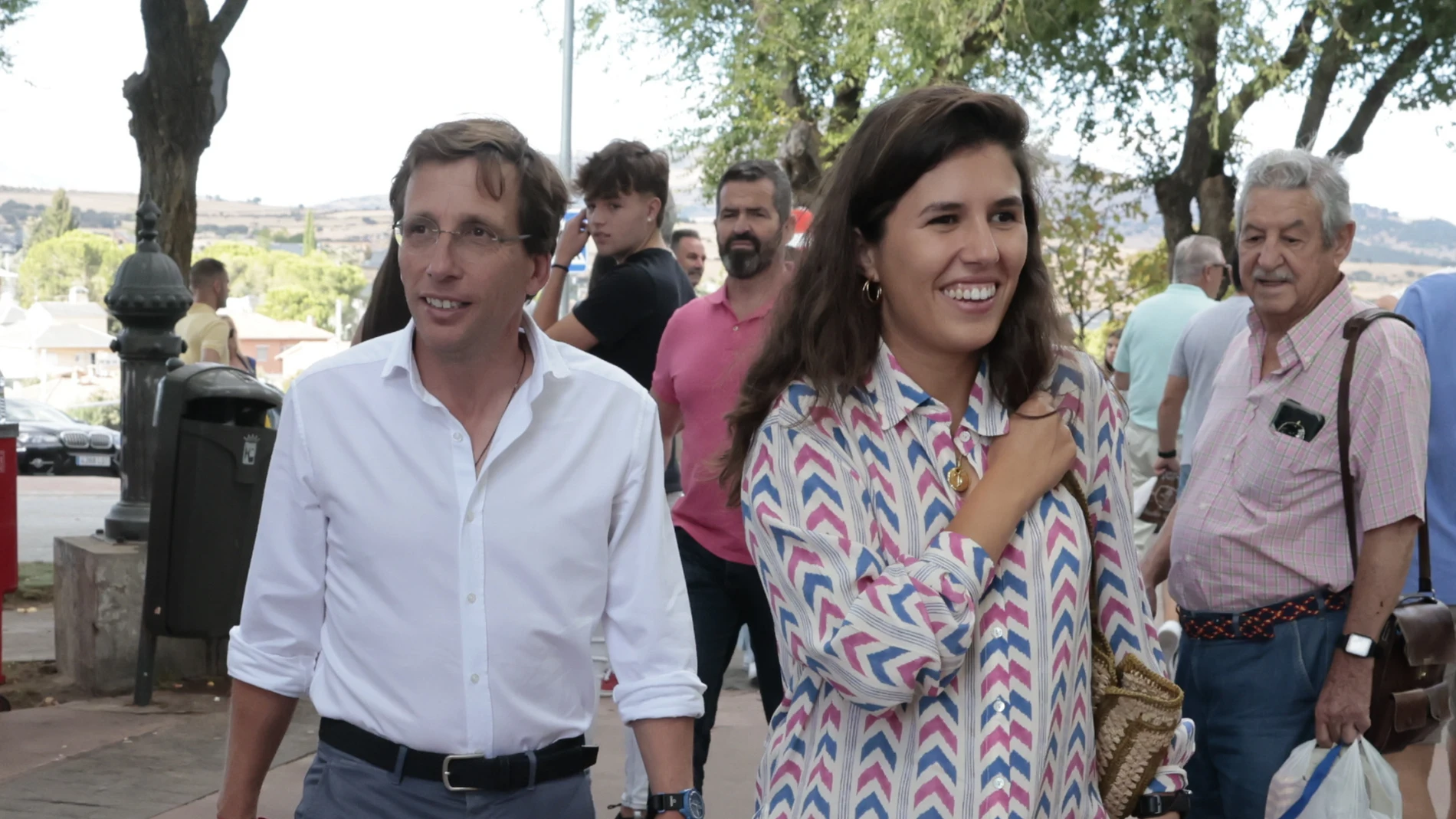 Teresa Urquijo y Almeida en los toros. 