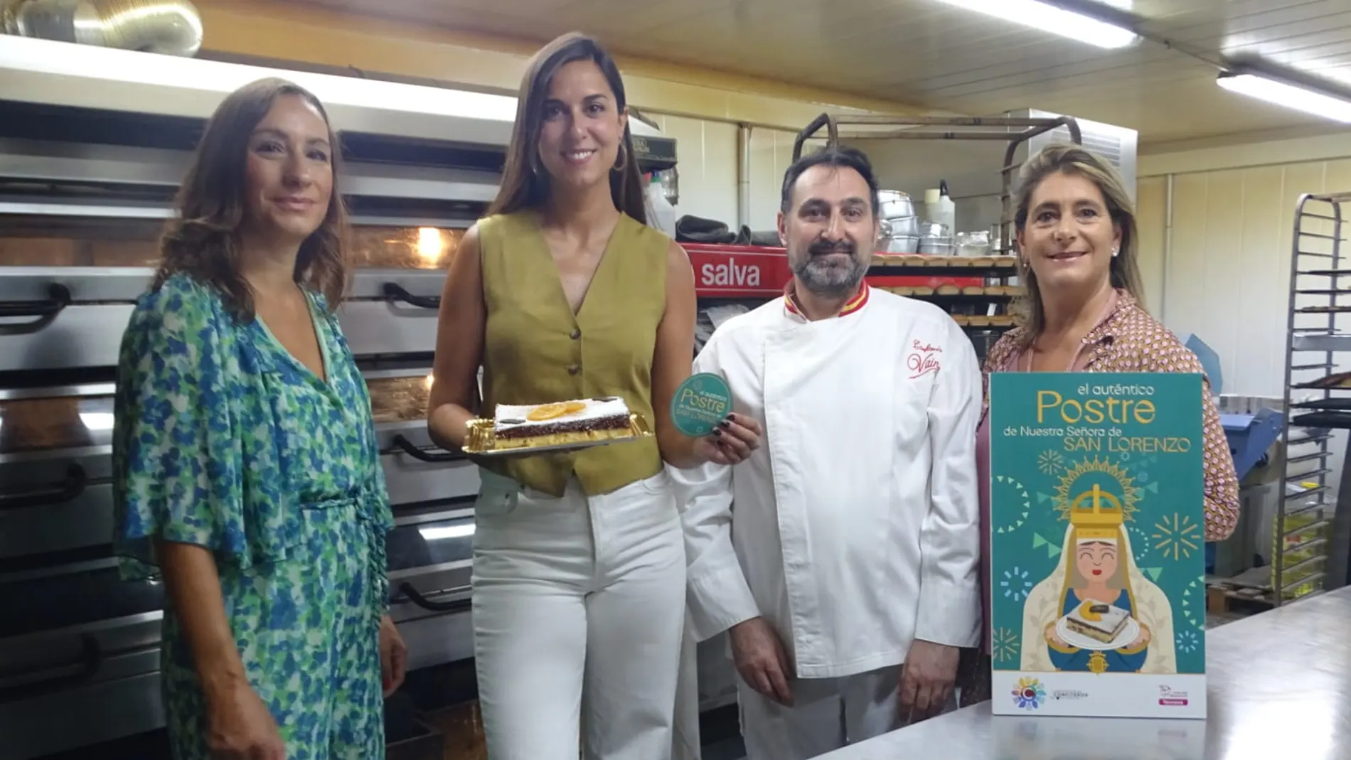 La concejala Blanca Jiménez y Rafael Mesonero, entre otros, presentan el nuevo postre