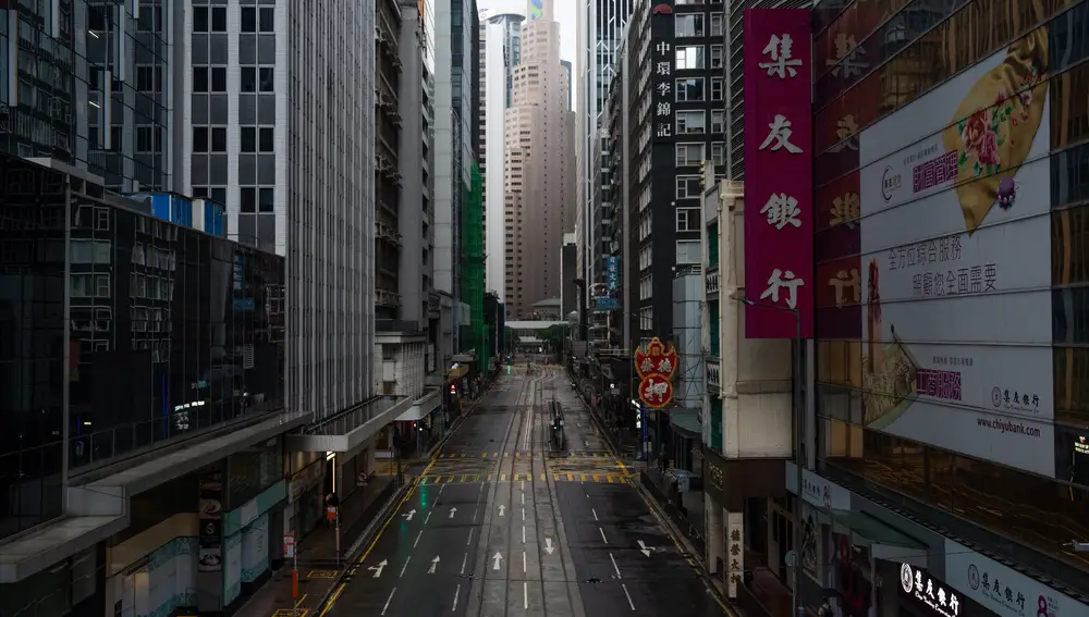 Typhoon Saola arrives Hong Kong