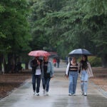 MADRID.-La llegada de una DANA a España este viernes traerá lluvias y las máximas no superarán los 25ºC