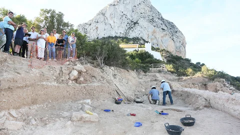 El yacimiento medieval Pobla d'Ifac se encuentra en una de las laderas del Peñón de Ifach, en Calpe, Alicante.