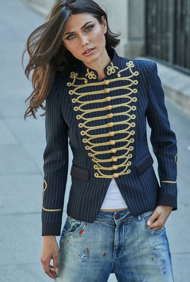 Blazer raya diplomática Isaura