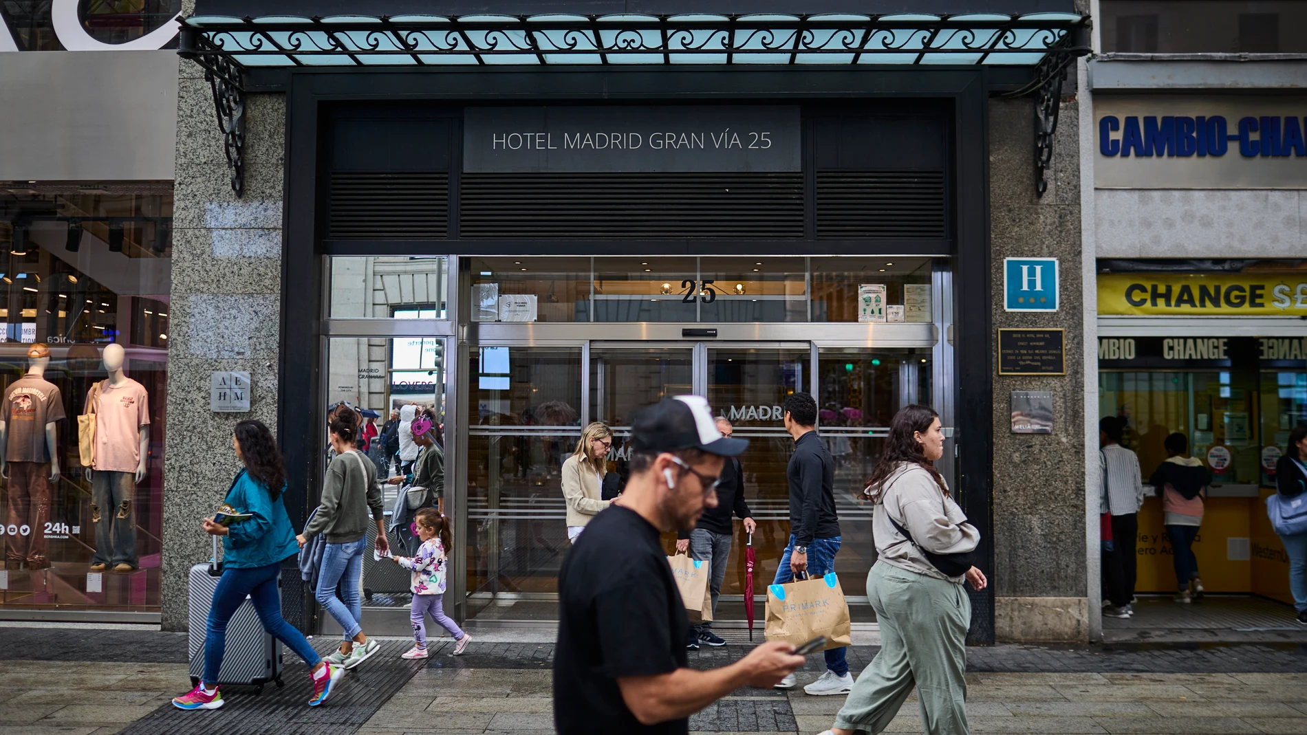 Incremento de turistas. Alta ocupacion hotelera en Madrid.  © Alberto R. Roldán / La Razón