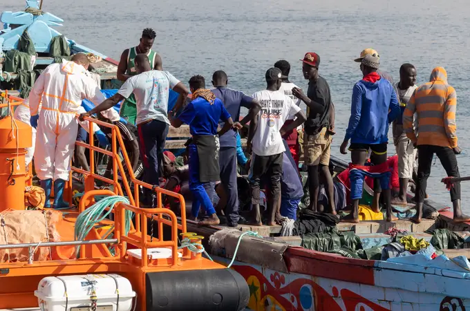 Canarias pide ayuda al Gobierno tras la llegada récord de migrantes