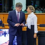 Carles Puigdemont and Spanish Second Deputy PM Yolanda Diaz meet in Brussels