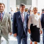 Carles Puigdemont and Spanish Second Deputy PM Yolanda Diaz meet in Brussels