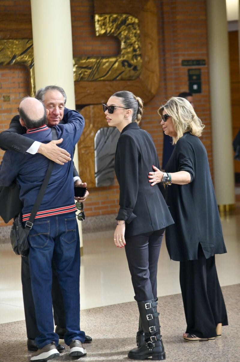 Alejandra Rubio y Terelu Campos llegando a la capilla ardiente de María Teresa Campos