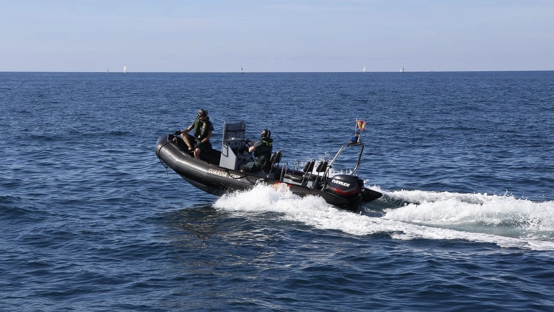 La Guardia Civil recupera el segundo cuerpo avistado en las aguas de Porto Cristo (Mallorca)