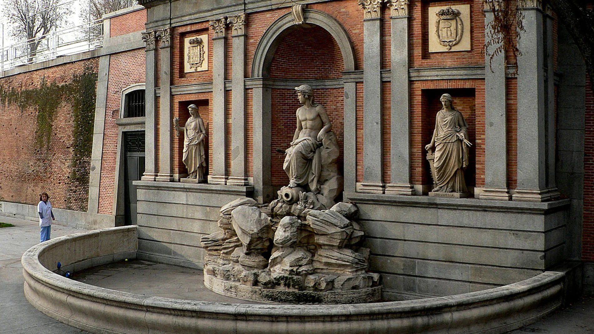 La fuente en Madrid del "padre" Lozoya