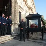 El féretro de María Jiménez recorre Sevilla 