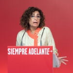 María Jesús Montero avisa a las CC.AA del PP de que vigilarán que la Ley Celáa se implanta "en cada rincón" de España
