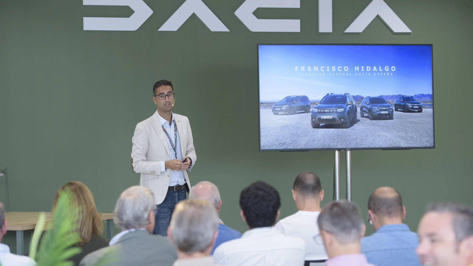 Francisco Hidalgo: “Dacia estará entre las tres primeras marcas de ventas a particulares”