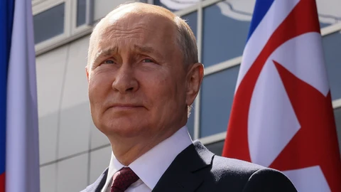 Russian President Vladimir Putin meets North Korean leader Kim Jong Un on the Vostochny cosmodrome