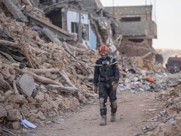 Pueblos sin nombre, tumbas anónimas en la zona cero del terremoto de Marruecos 