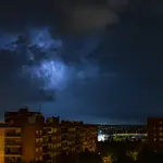 Media España está este viernes en riesgo o riesgo importante por lluvias y tormentas