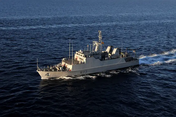 Dos buques de la Armada vigilan los barcos rusos en el Mediterráneo con la OTAN